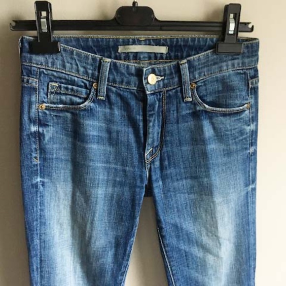 VINCE Medium Denim Wash Straight Leg Jeans - Picture 10 of 10